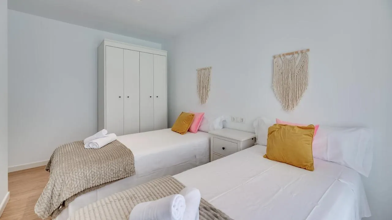 Historic Center Cozy Duplex Apartment Estepona