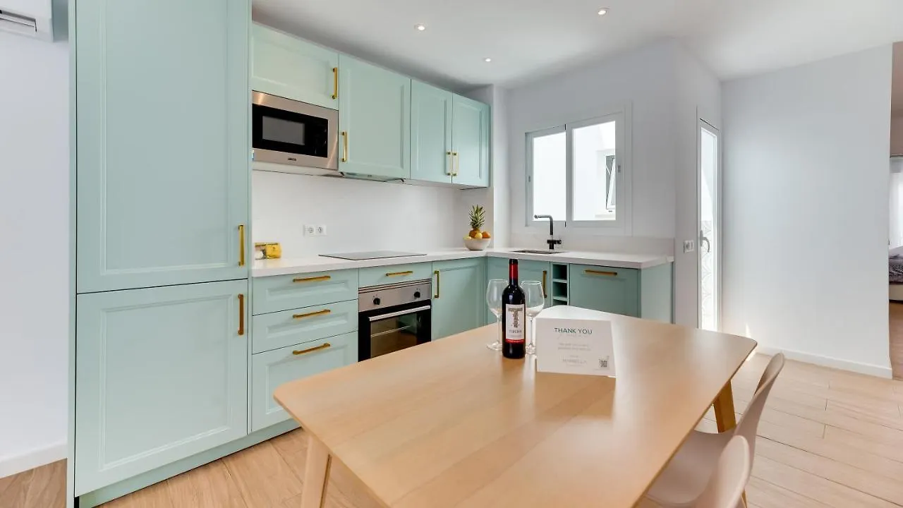Historic Center Cozy Duplex Apartment Estepona