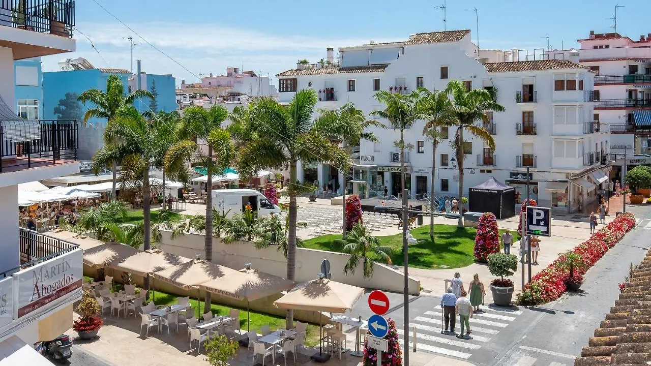 Historic Center Cozy Duplex Apartment Estepona